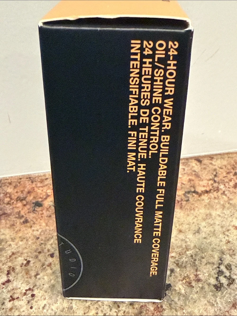 MAC Studio Fix Fluid NC30 Foundation NIB